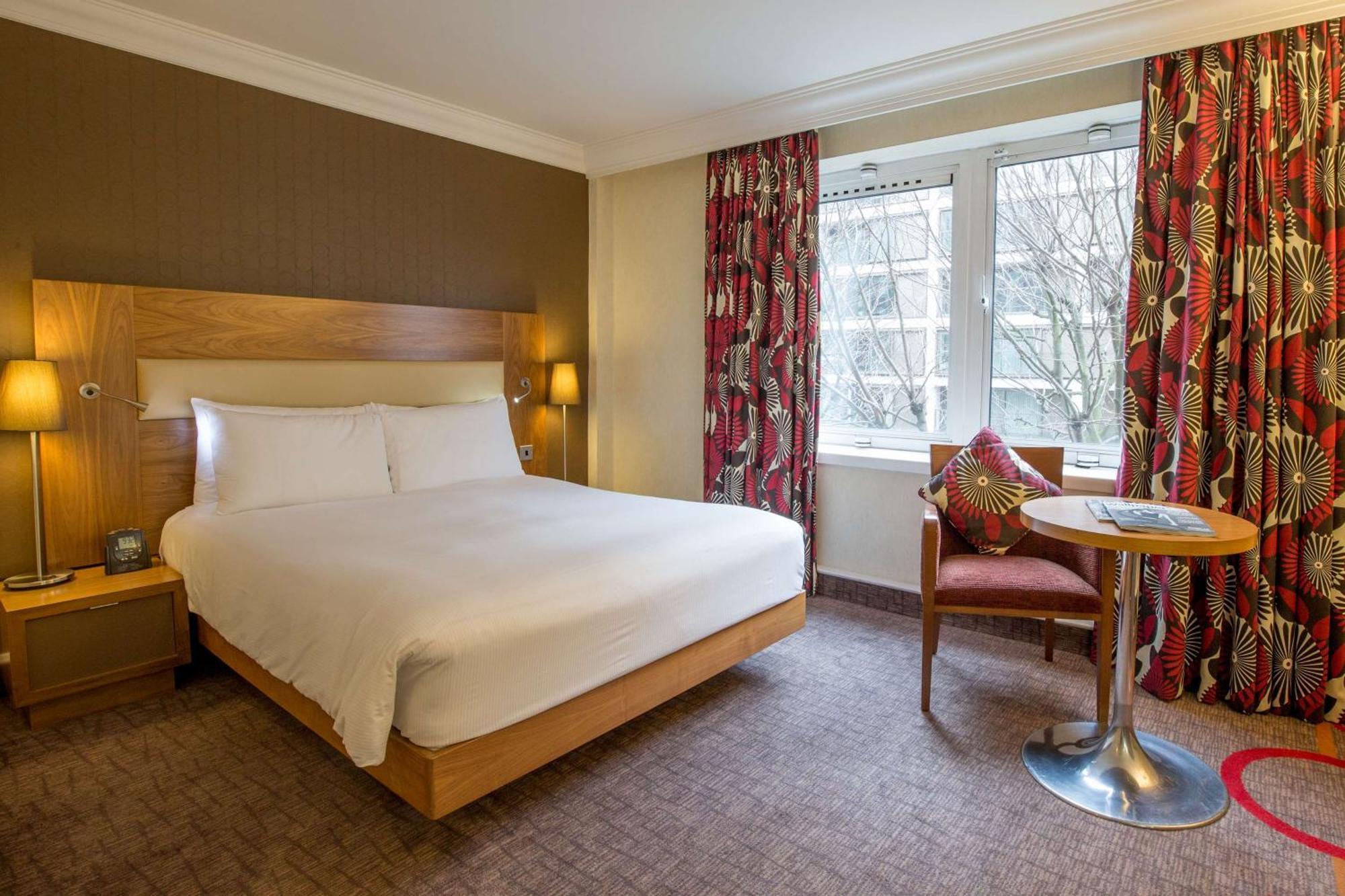 Hilton Olympia 4* Londres